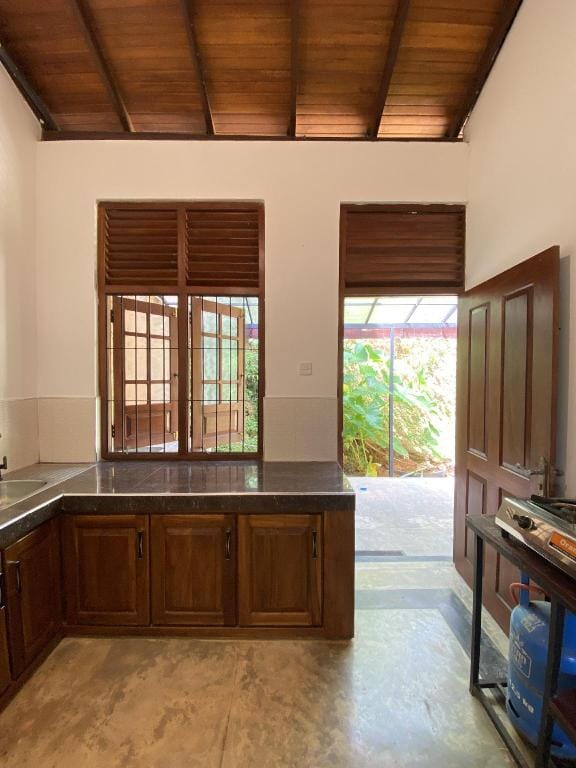 Villa Lake Mountain weligama Villa in Southern Province
