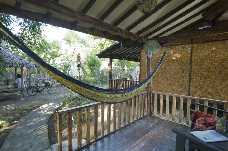 Sunrise Bungalow, Gili Meno Vacation rental in Pemenang