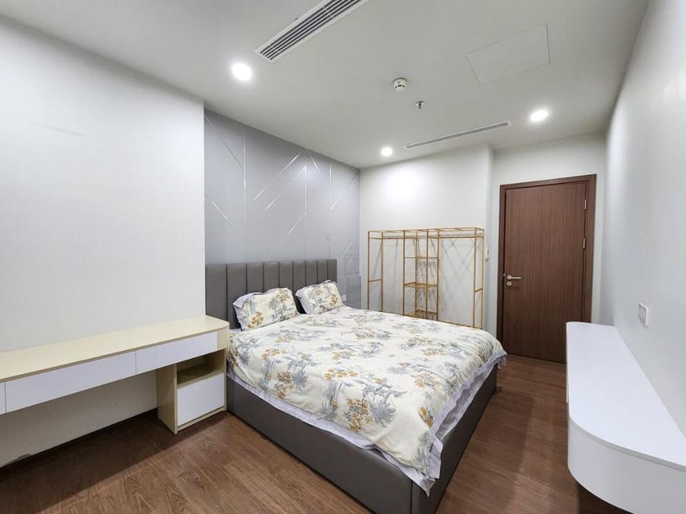 Luxury Aparment 2Bedroom Lê Quang Đạo Hà Nội Apartment in Laos
