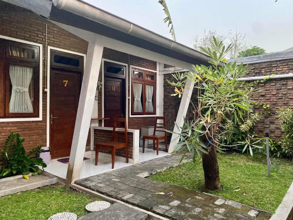 Sahitya Guest House Syariah Vacation rental in Yogyakarta