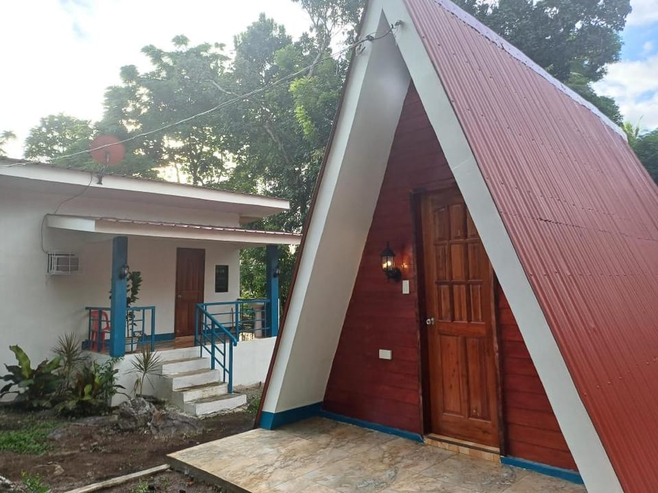 KING ODIN'S AHOUSE Villa in Northern Mindanao