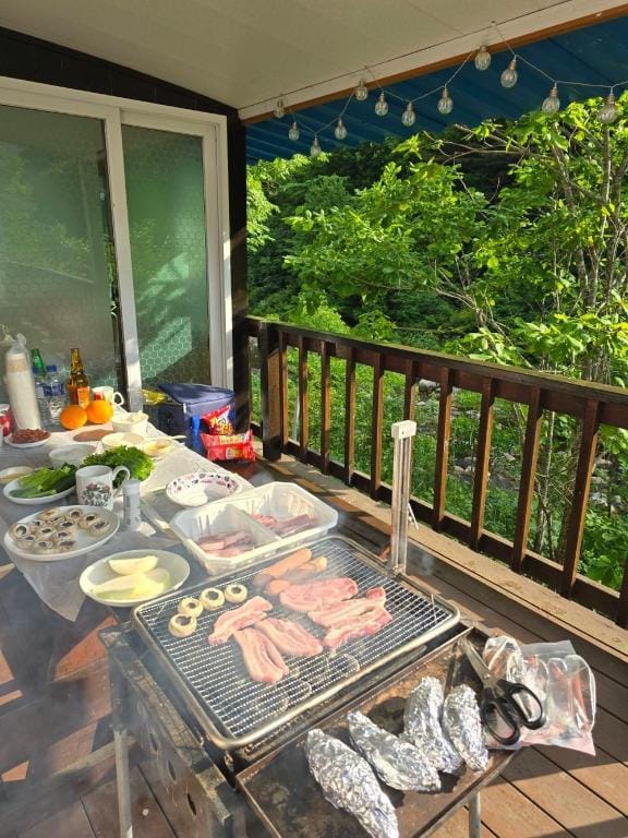 Heungjeong Valley 409 Pension Bed and Breakfast in South Korea