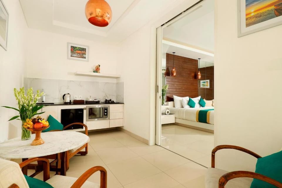 Great 2BR Private Pool Villa in Center Seminyak Villa in North Kuta
