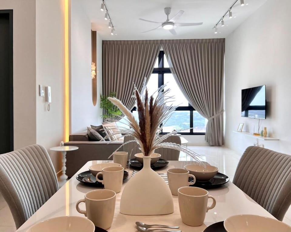Paradigm Residence, Mocha by Guesthouse (8pax) Vacation rental in Johor Bahru