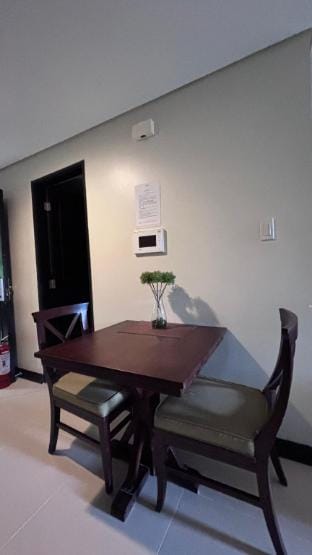Entire guest suite in Tagaytay, Philippines Apartment in Tagaytay