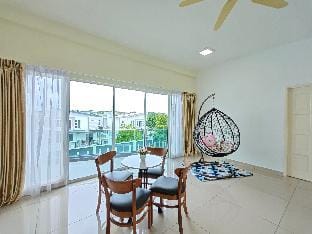 Marinea 2, The Inspaze by Antlerzone Vacation rental in Johor