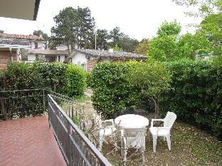 Nice Apartment with private garden and parking - By Beahost Rentals Apartment in Bibione