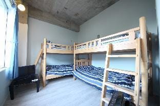 Casual sea house in Atagawa with bunk bed Apartment in Shizuoka Prefecture