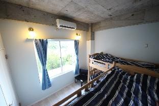 Casual sea house in Atagawa with bunk bed Apartment in Shizuoka Prefecture
