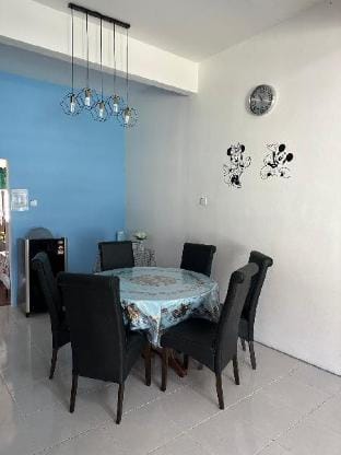 Medina Homestay Seri Iskandar Vacation rental in Perak Tengah District