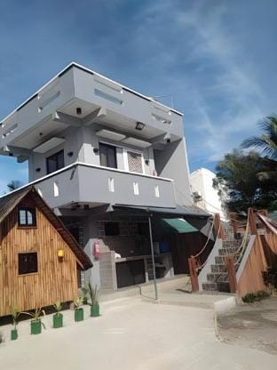 Kua's Pad Batangas Room w/ AC Vacation rental in Calabarzon