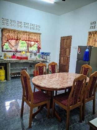 Homestay Sofea (Muslim Only) Vacation rental in Perak