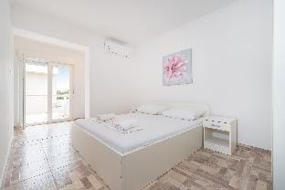 Studio Apartments Near Center 3 Apartment in Novalja