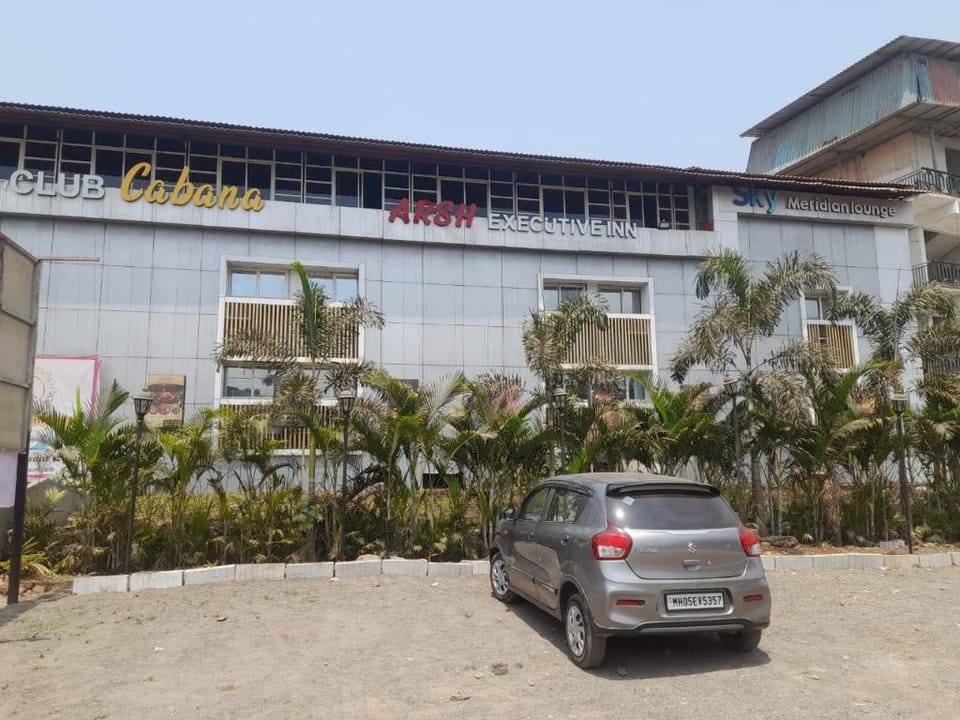 Hotel Arsh Executive Inn Hotel in Maharashtra