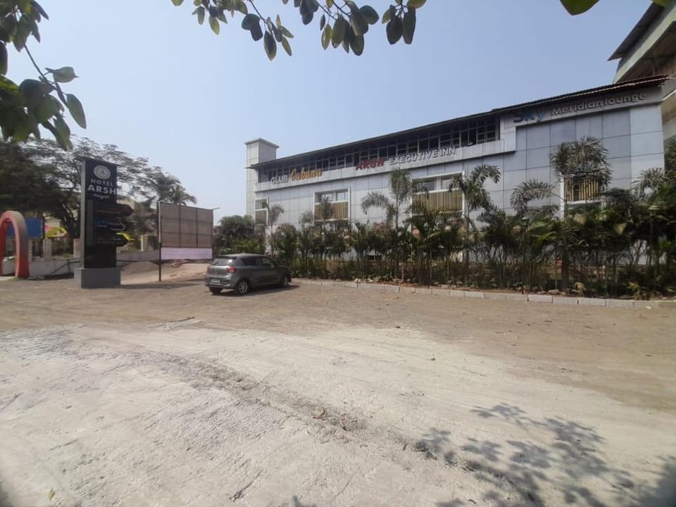 Hotel Arsh Executive Inn Hotel in Maharashtra