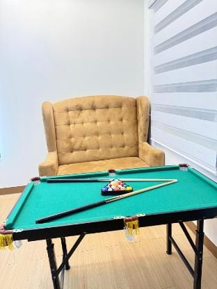 Starlight Suites @Billiards,PS5,Massage,Showerheat Apartment in Calabarzon