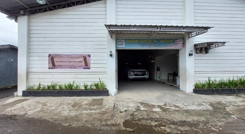 Residence Syariah Bed and Breakfast in Indonesia