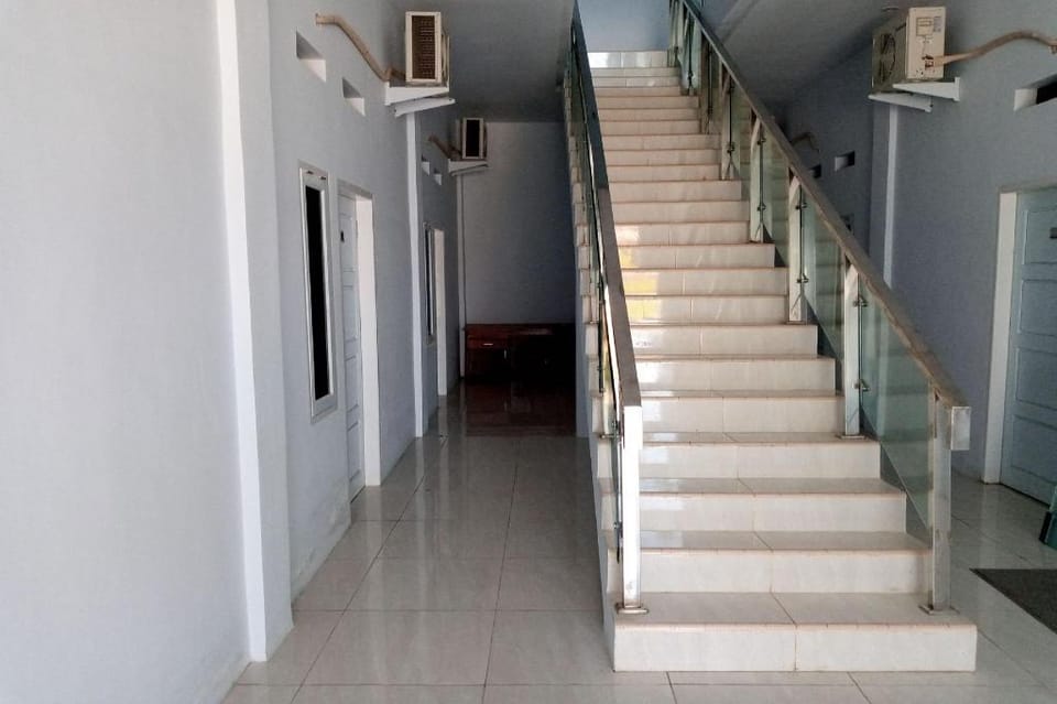 Hotel O Kost Nian Syariah Near SPBU Pertamina 74.91657 Mattirotasi Sidrap Hotel in Indonesia