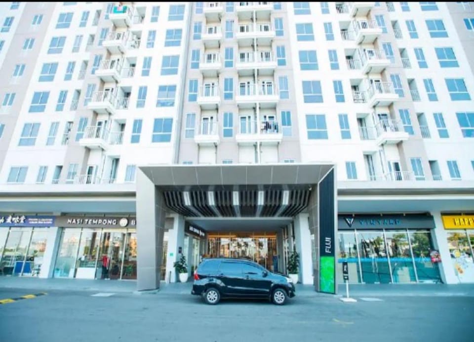 Hotel O Tokyo Riverside Hotel in West Java