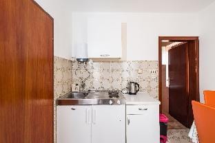 Apartment Ljubica with nice garden 3 Apartment in Novalja