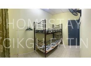 HOMESTAY CIKGU FATIN (MUSLIM) Vacation rental in Perak