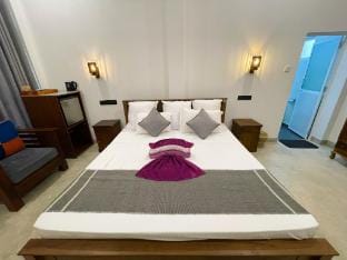 ?️ Superior Double Room – LaRoy Mirissa Villa in Mirissa