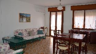 Comfortable 2 bedroom apartment by Beahost Rentals Apartment in Caorle