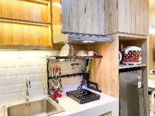 Nice Cozy Studio at Pollux Chadstone By Travelio Apartment in West Java