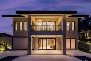 Villa Bahenol Puncak, when luxury meet serenity Villa in Cisarua