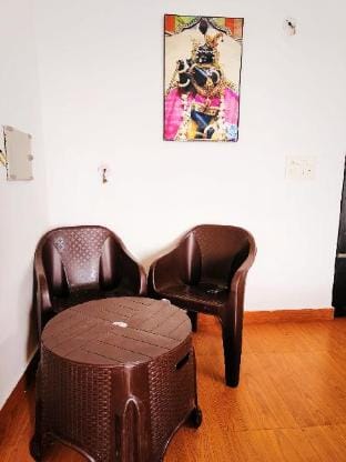 A Spiritual Stay Apartment in Uttar Pradesh