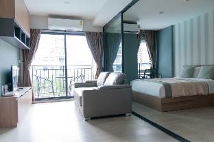 YES! LaCasita Pool View 5 FREE WiFi near the sea Apartment in Nong Kae