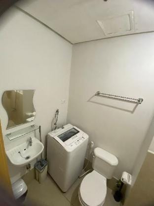 The Tiny Studio@Trees Residences Pool View Vacation rental in Quezon City
