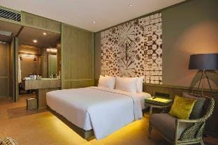 Palm Springs Resort 1 BR Premier Balcony NE35 Apartment in North Kuta