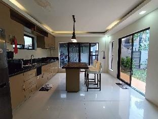The Nest at Forest Parkhomes North Vacation rental in Angeles