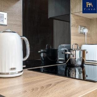 Pluxa Blue Sapphire Luxury Stay*****Free parking Vacation rental in Birmingham