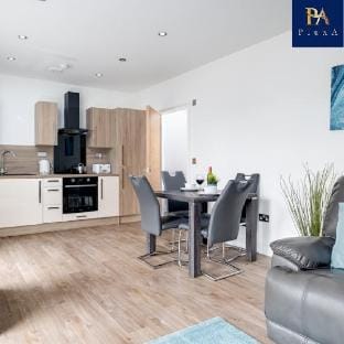Pluxa Blue Sapphire Luxury Stay*****Free parking Vacation rental in Birmingham
