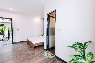 LUXURY VILLA RETREAT IN DANANG 9 BEDROOM Villa in Da Nang