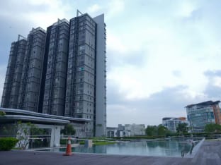 ImpianKU HYVE SOHO Cyberjaya Vacation rental in Putrajaya