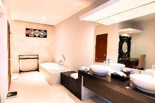Adore 2 BR Private Pool Villa IR40 Villa in North Kuta