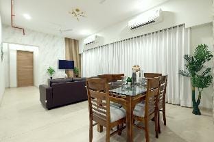Sunny 3 BHK HomeSuite - Reliance Coprorate Park  Apartment in Maharashtra
