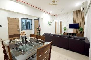 Sunny 3 BHK HomeSuite - Reliance Coprorate Park  Apartment in Maharashtra