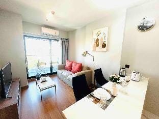 Astra Sky River Luxury 1B1BCondo Apartment in Chiang Mai