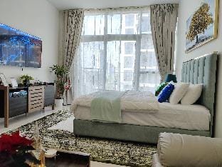 DAMAC Hills Studio Apartment Apartment in Dubai