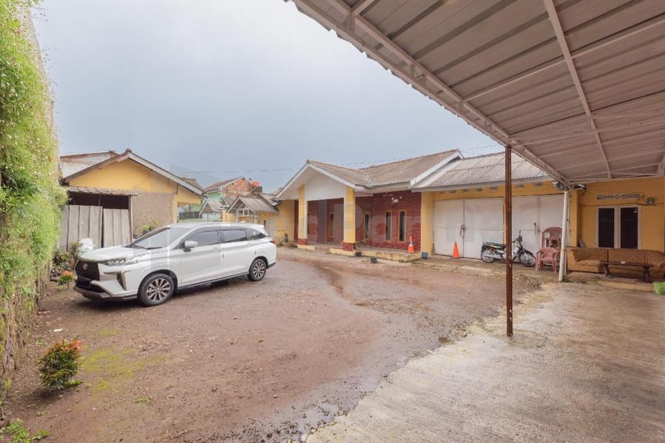 Selaras Homestay Ciwidey RedPartner Hotel in West Java