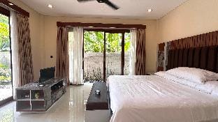 Omah Vina Saba resort with modern building Villa in Blahbatuh
