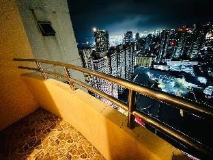 Birch Tower a2 front of Robinson Place/Rizal park Apartment in Manila City