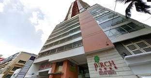 Birch Tower a2 front of Robinson Place/Rizal park Apartment in Manila City