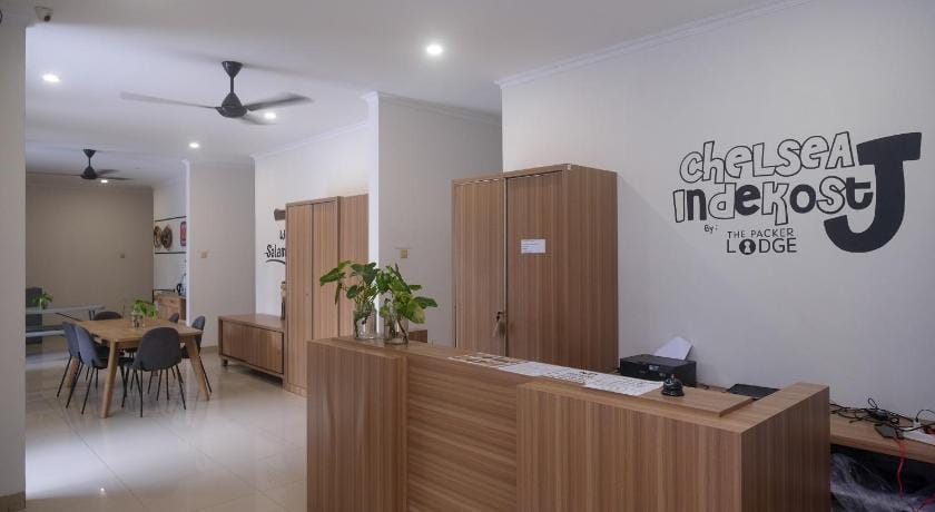 RedDoorz near Stasiun Solo Balapan 3 Hotel in Special Region of Yogyakarta