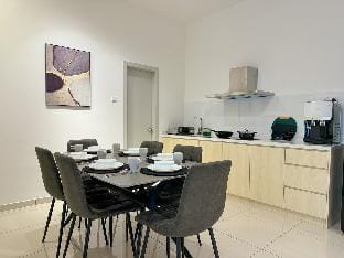 The Horizon Ipoh | Family 8pax Home | Iconique06 Apartment in Ipoh