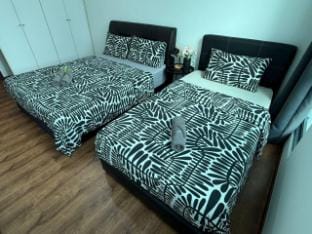 Home Abroad 5 @ Jazz Suites 3, Vivacity 6pax Apartment in Kuching